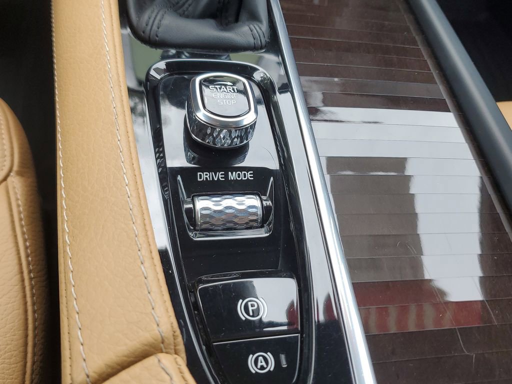 Used 2019 Volvo XC90 T6 Momentum w/ Advanced Package AWD/4WD image 29