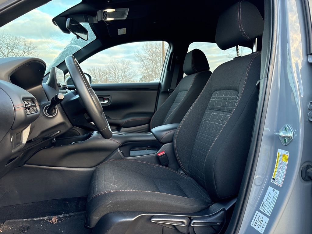 Used 2024 Honda HR-V Sport image 5