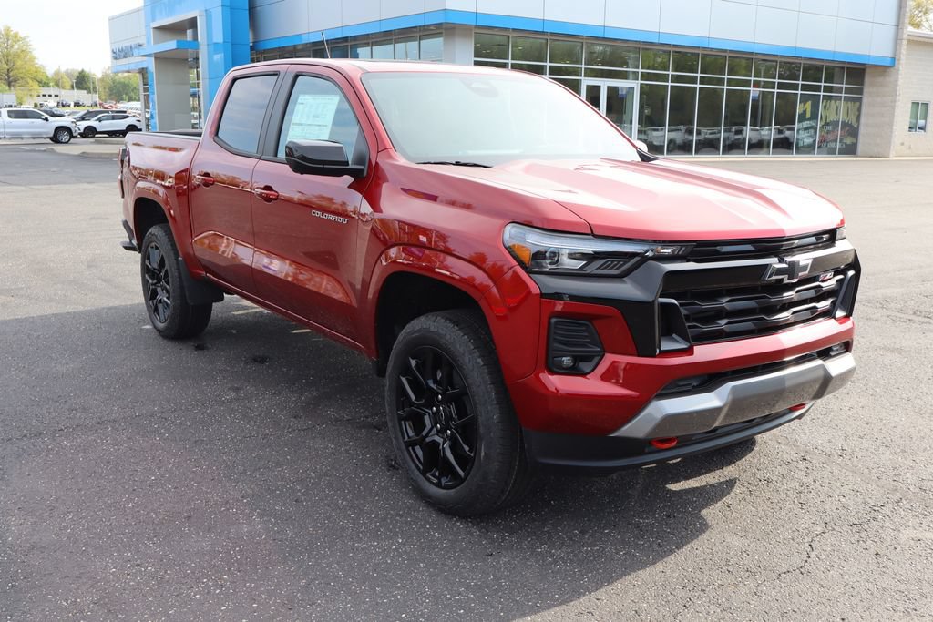 New 2026 Chevrolet Colorado Z71 w/ Technology Package AWD/4WD image 2