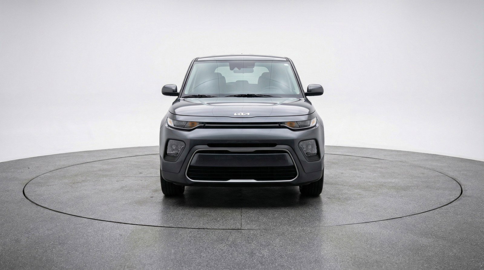 Used 2025 Kia Soul LX w/ LX Technology Package FWD image 2
