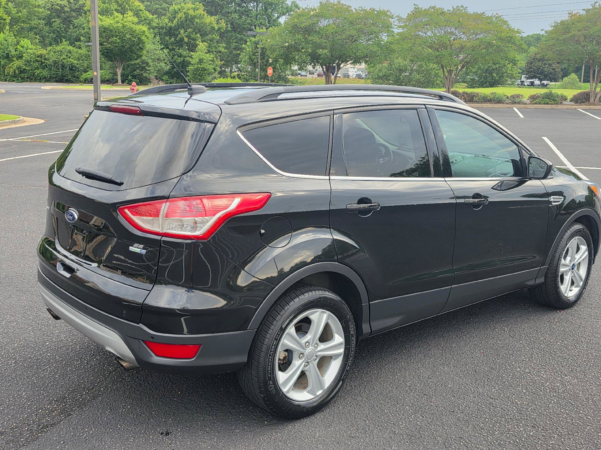 Used 2015 Ford Escape SE w/ Equipment Group 201A AWD/4WD image 4