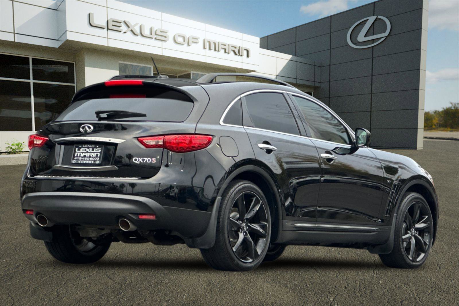 Used 2017 INFINITI QX70 AWD w/ Premium Package image 8