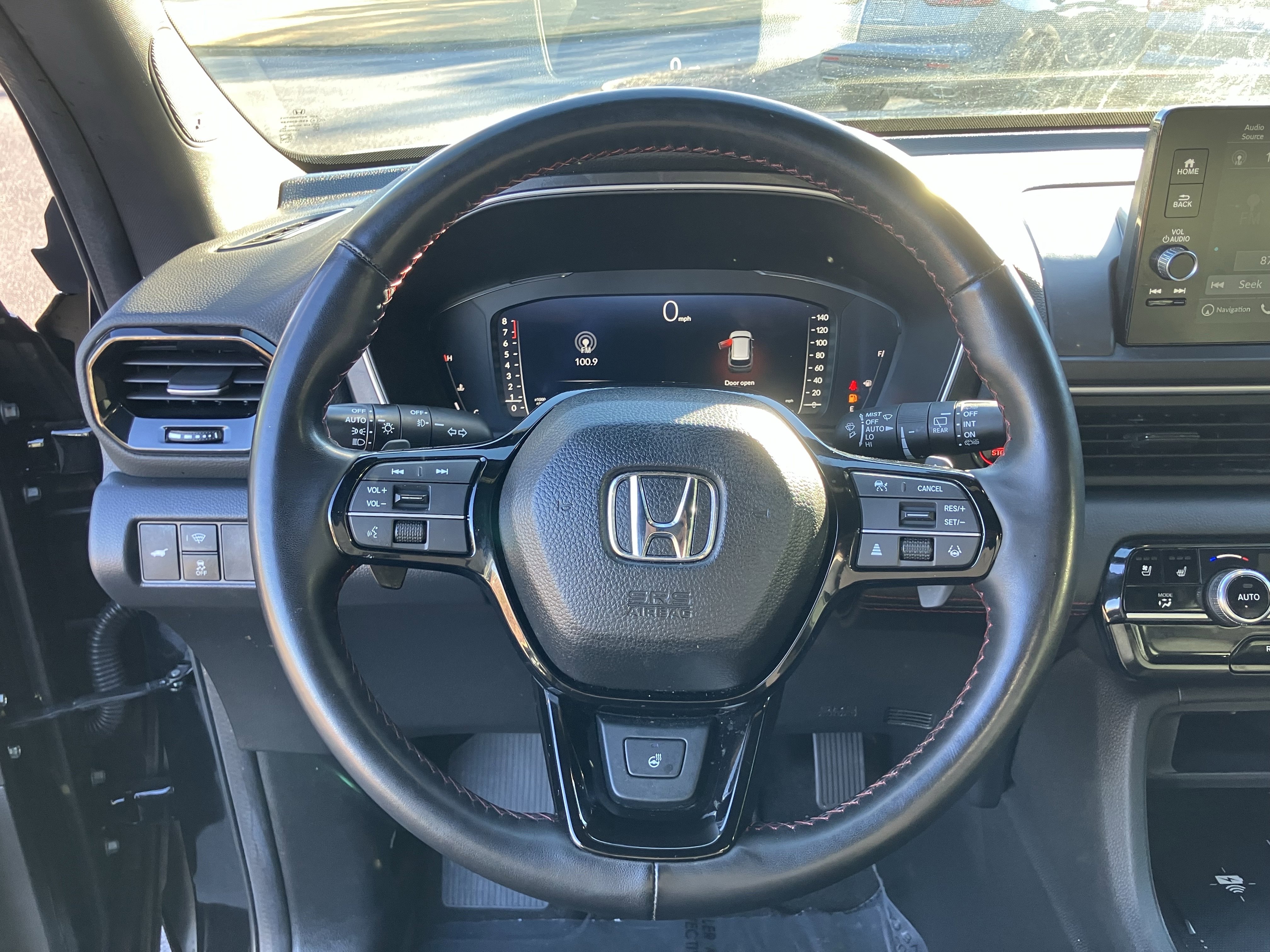 Certified 2025 Honda Pilot Black Edition image 19