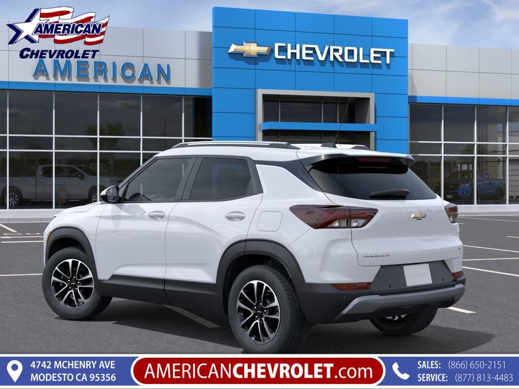 New 2026 Chevrolet TrailBlazer LT w/ Driver Confidence Package FWD image 4