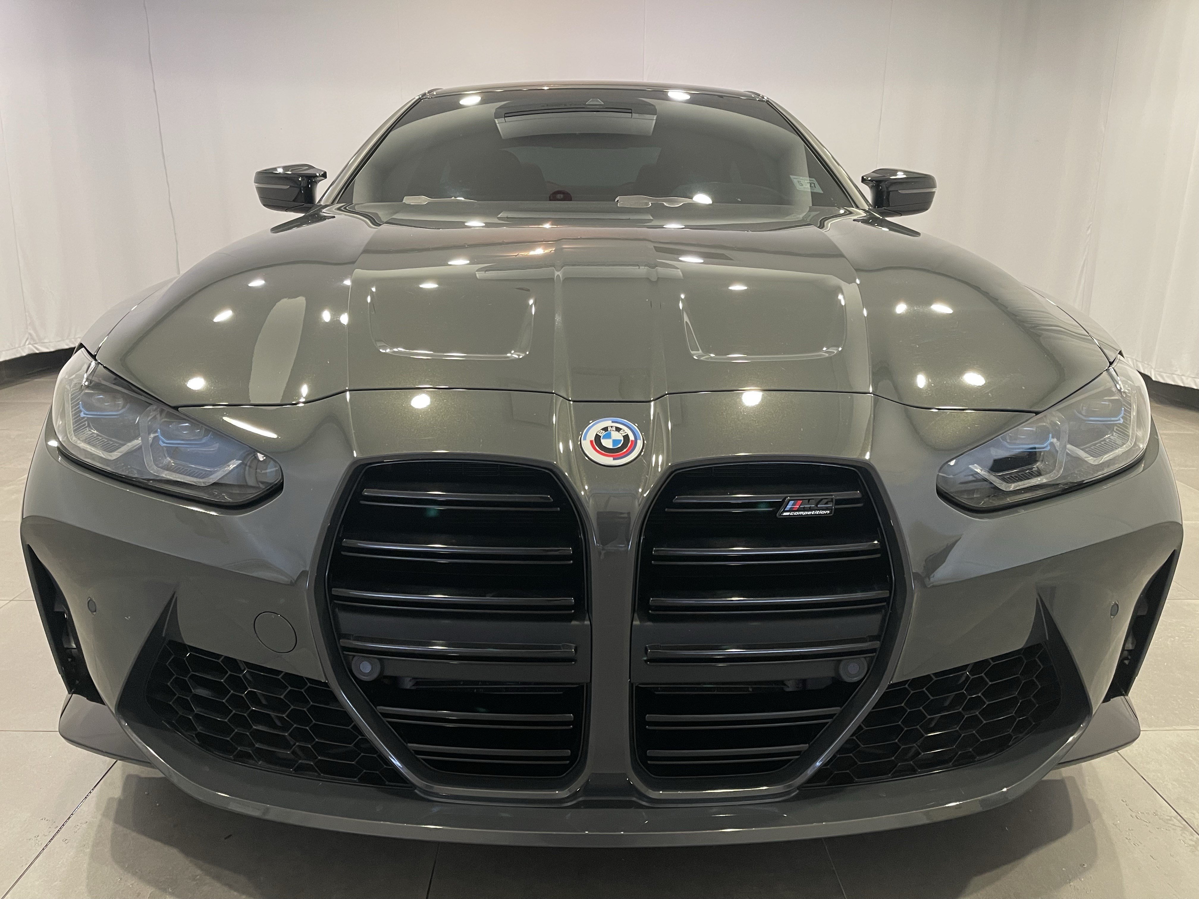 Used 2022 BMW M4 xDrive Competition w/ Executive Package AWD/4WD image 2