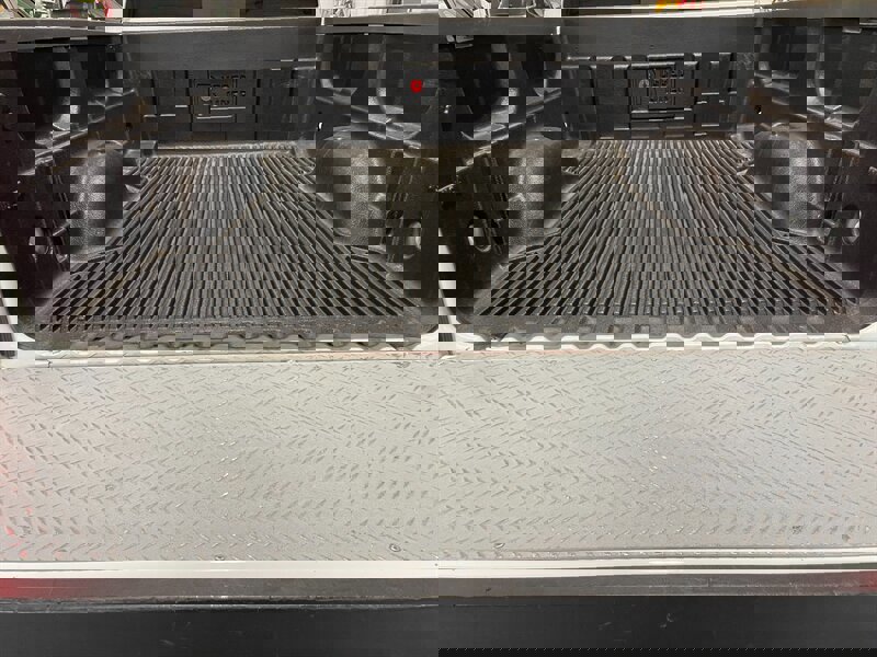 Used 2015 Chevrolet Silverado 1500 LT w/ LT Convenience Package image 27