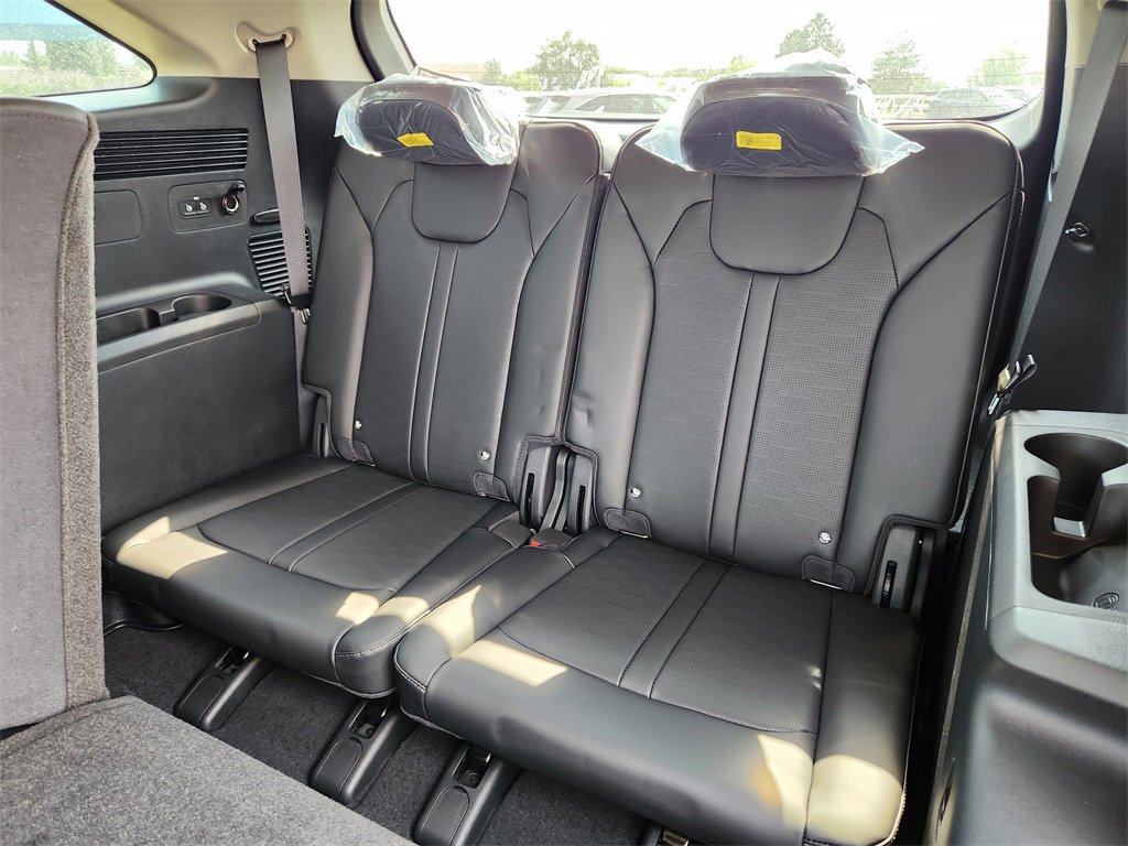 New 2026 Kia Sorento S w/ S Panoramic Sunroof Package image 10