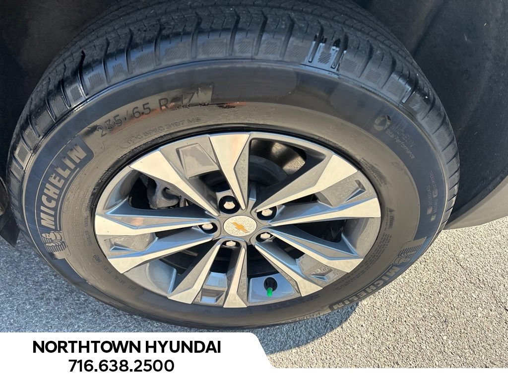 Used 2026 Chevrolet Equinox LT AWD/4WD image 36