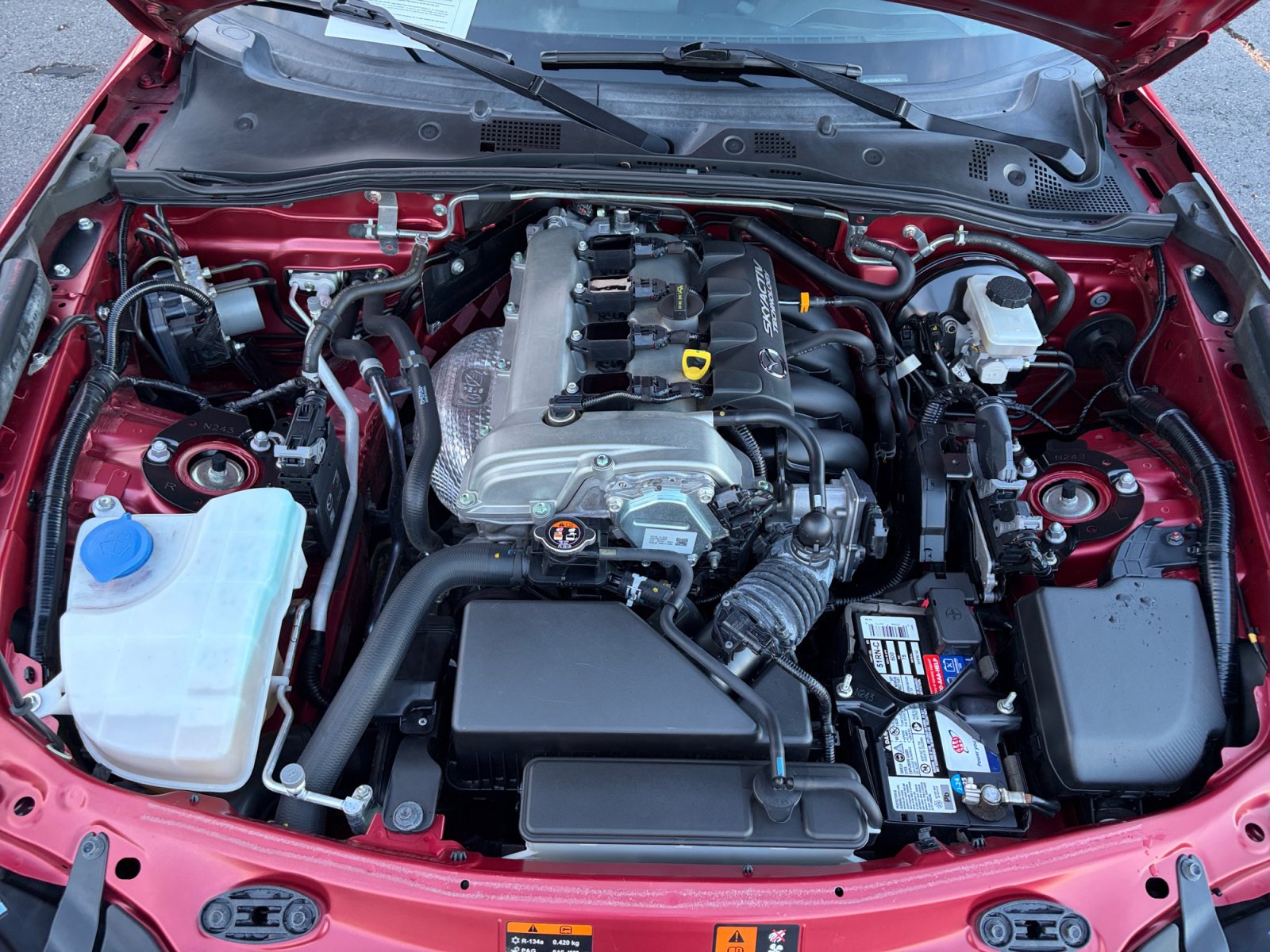 Used 2016 MAZDA MX-5 Miata Sport RWD image 22