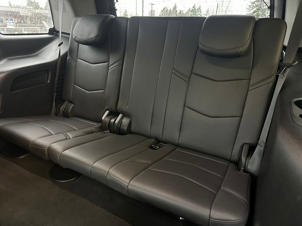 Used 2020 Cadillac Escalade Premium Luxury image 17