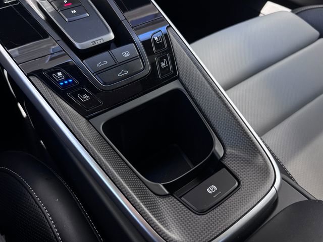 Certified 2022 Porsche 911 Turbo S AWD/4WD image 24