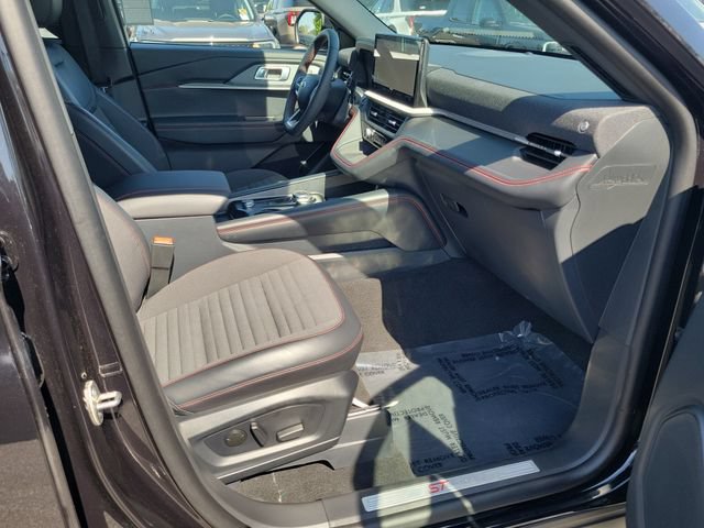 Used 2026 Ford Explorer ST-Line w/ Premium Package RWD image 16