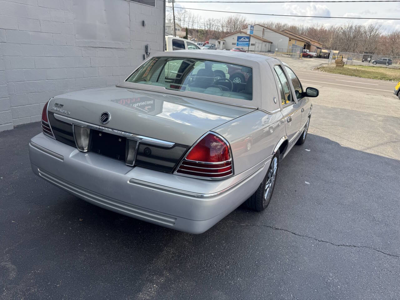 Used 2008 Mercury Grand Marquis GS image 8