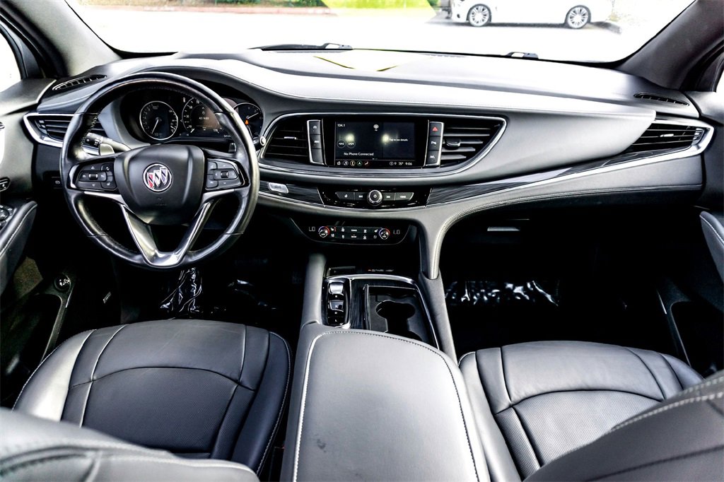 Used 2024 Buick Enclave Premium image 29
