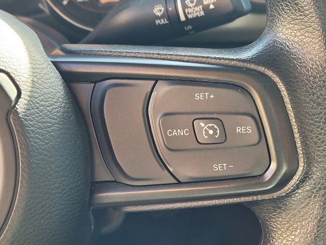 Used 2021 Jeep Gladiator Sport image 16