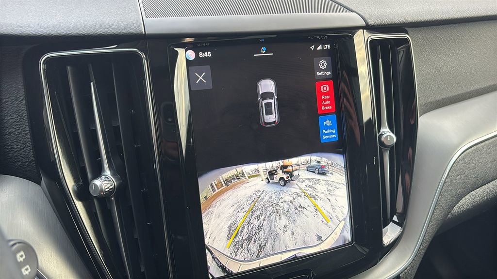 Certified 2024 Volvo XC60 B5 Core w/ Protection Package Premier image 19