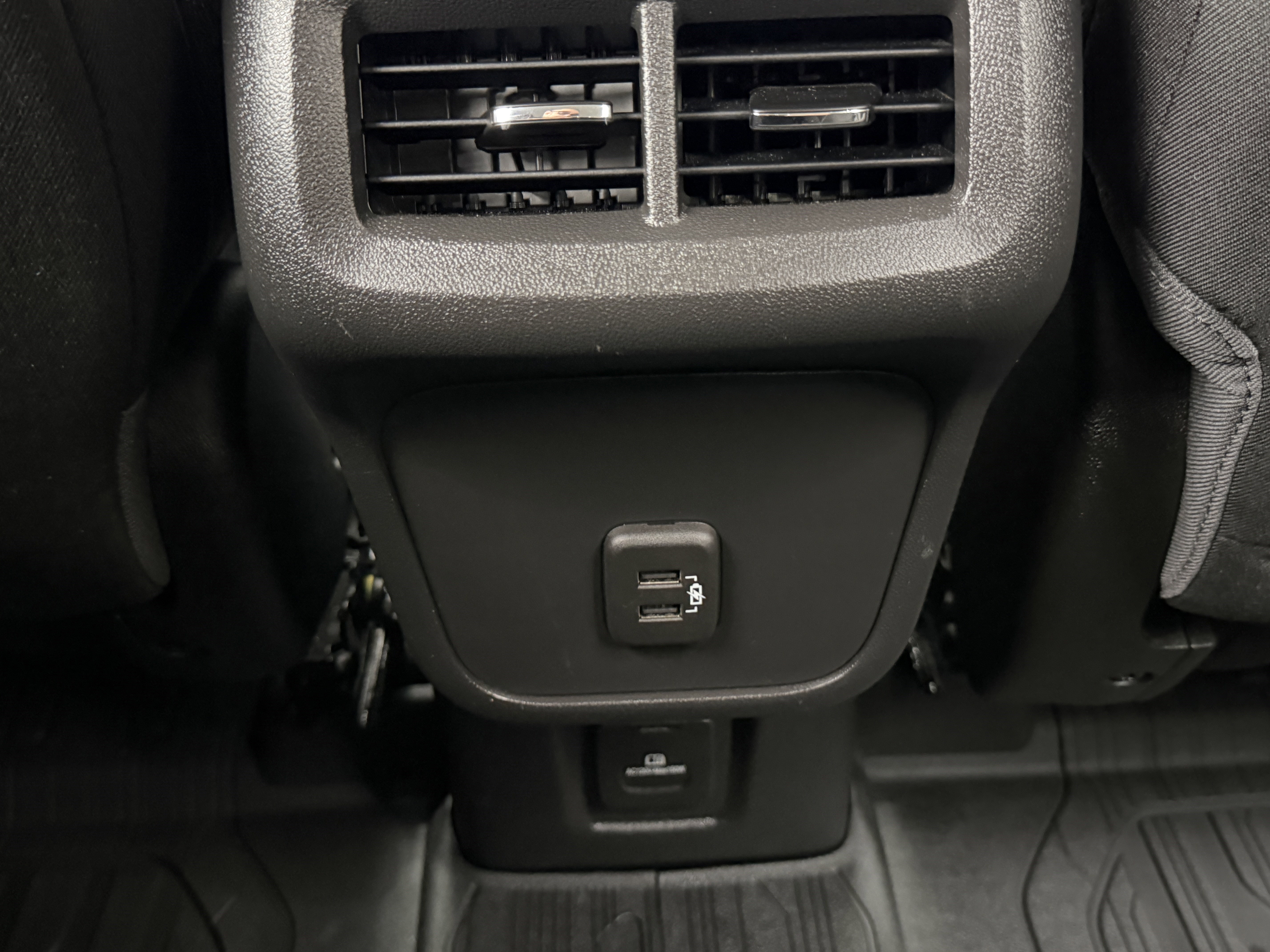 Certified 2021 GMC Terrain SLE w/ Driver Convenience Package image 28