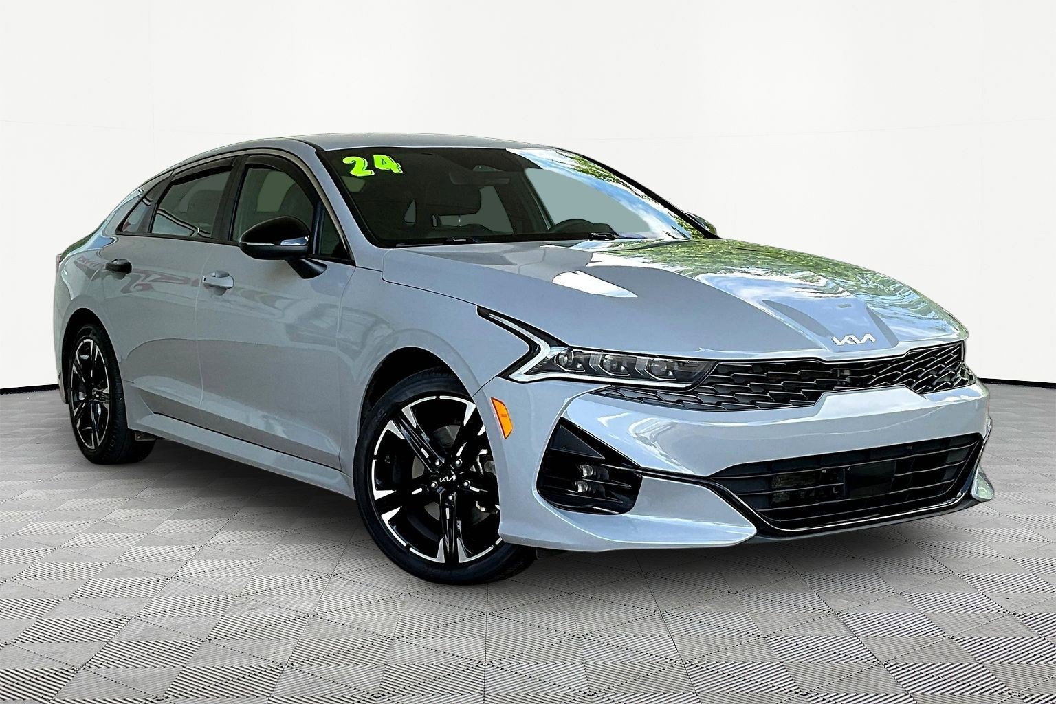 Used 2024 Kia K5 GT-Line w/ GT-Line Premium Package AWD/4WD image 3
