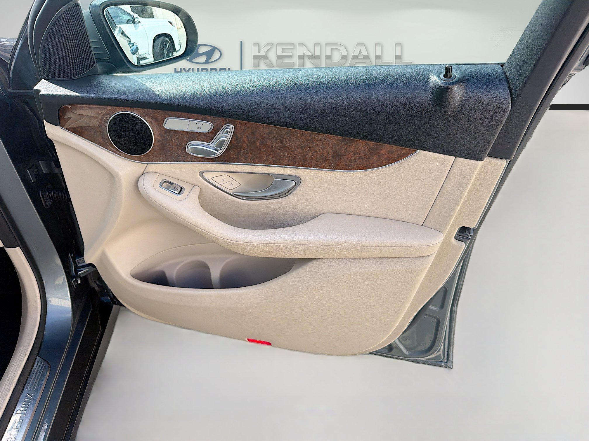Used 2019 Mercedes-Benz GLC 300 image 31