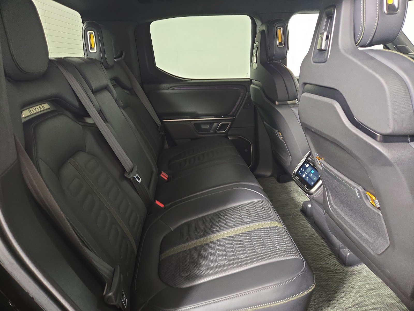 Used 2024 Rivian R1T Adventure image 22