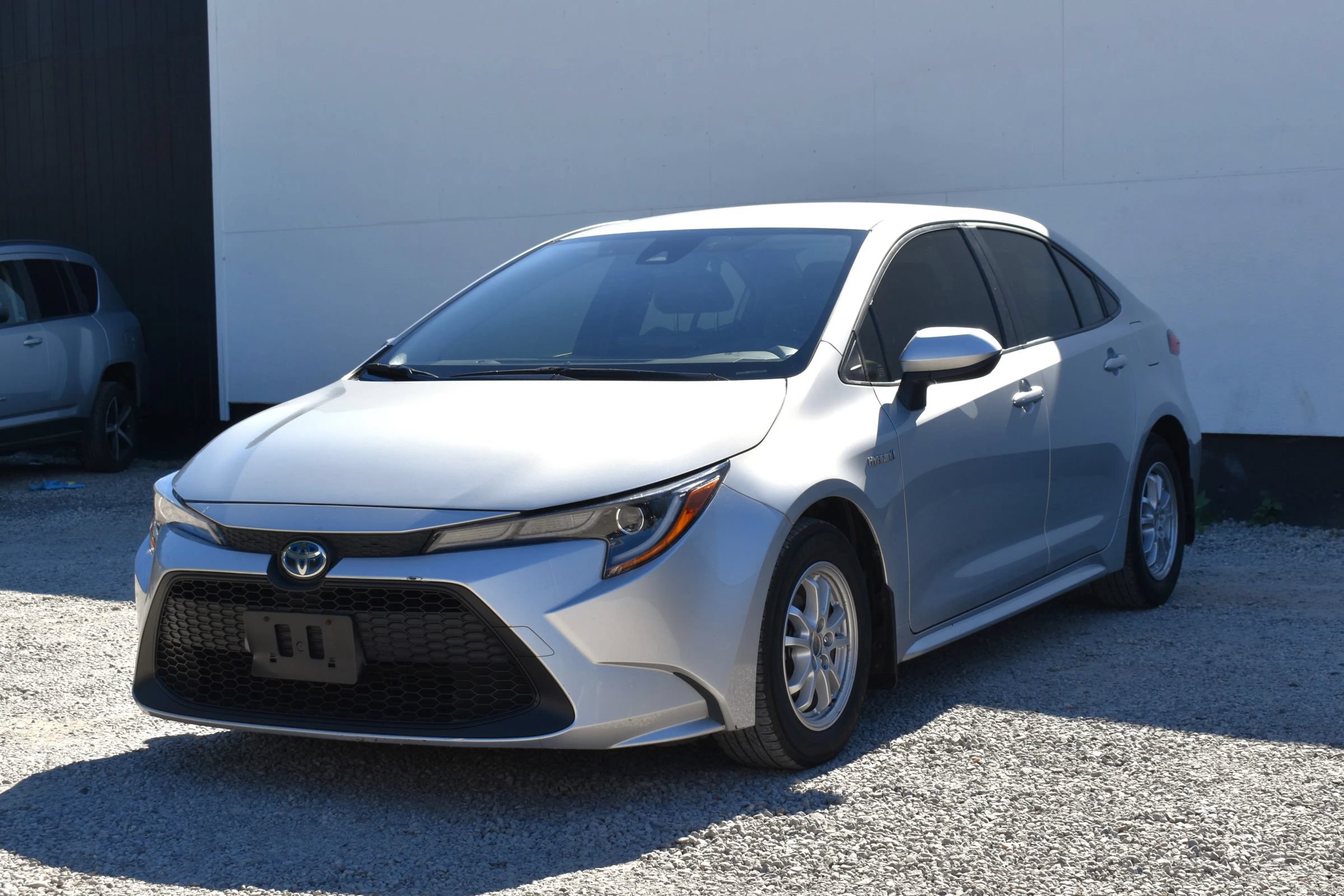 Used 2021 Toyota Corolla LE FWD image 8