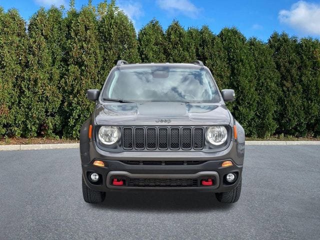 Used 2019 Jeep Renegade Trailhawk video 2