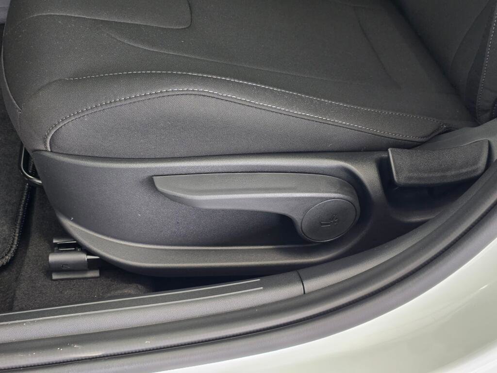 New 2026 Hyundai Elantra SEL Sport image 20