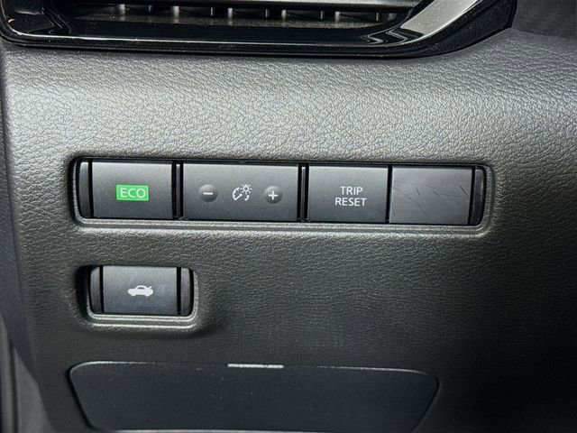 Certified 2023 Nissan Sentra SR w/ Midnight Edition Package image 11