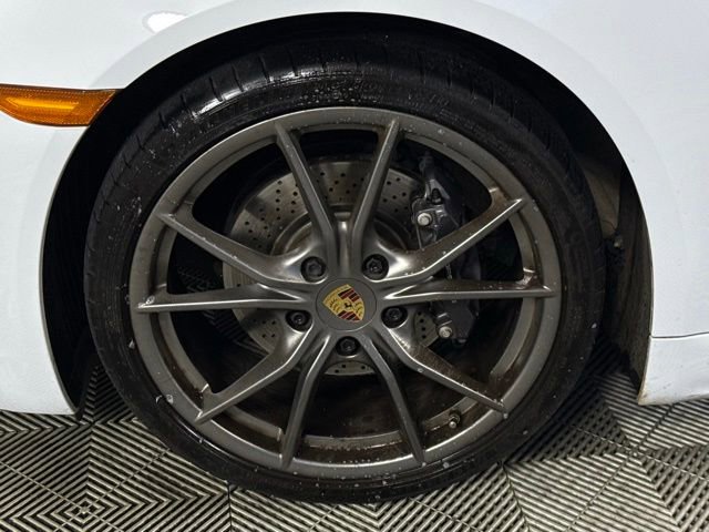 Used 2022 Porsche 718 Boxster RWD image 17