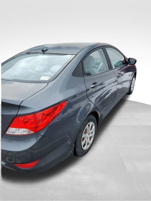 Used 2012 Hyundai Accent GLS image 5