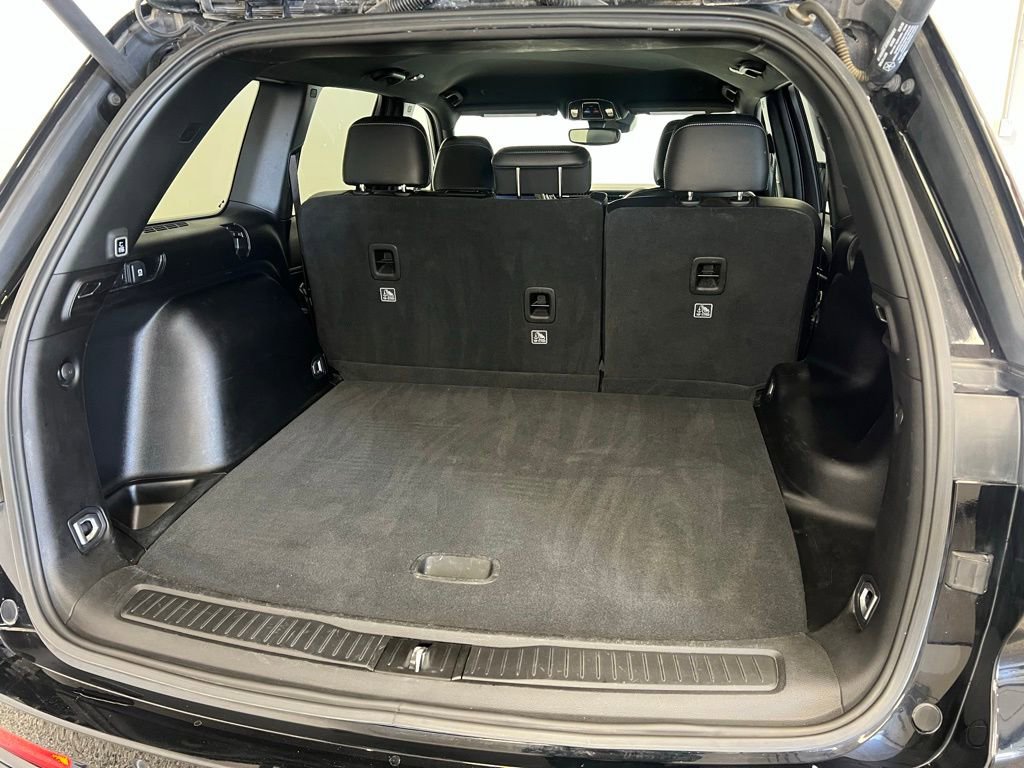 Used 2024 Jeep Grand Cherokee Altitude image 7
