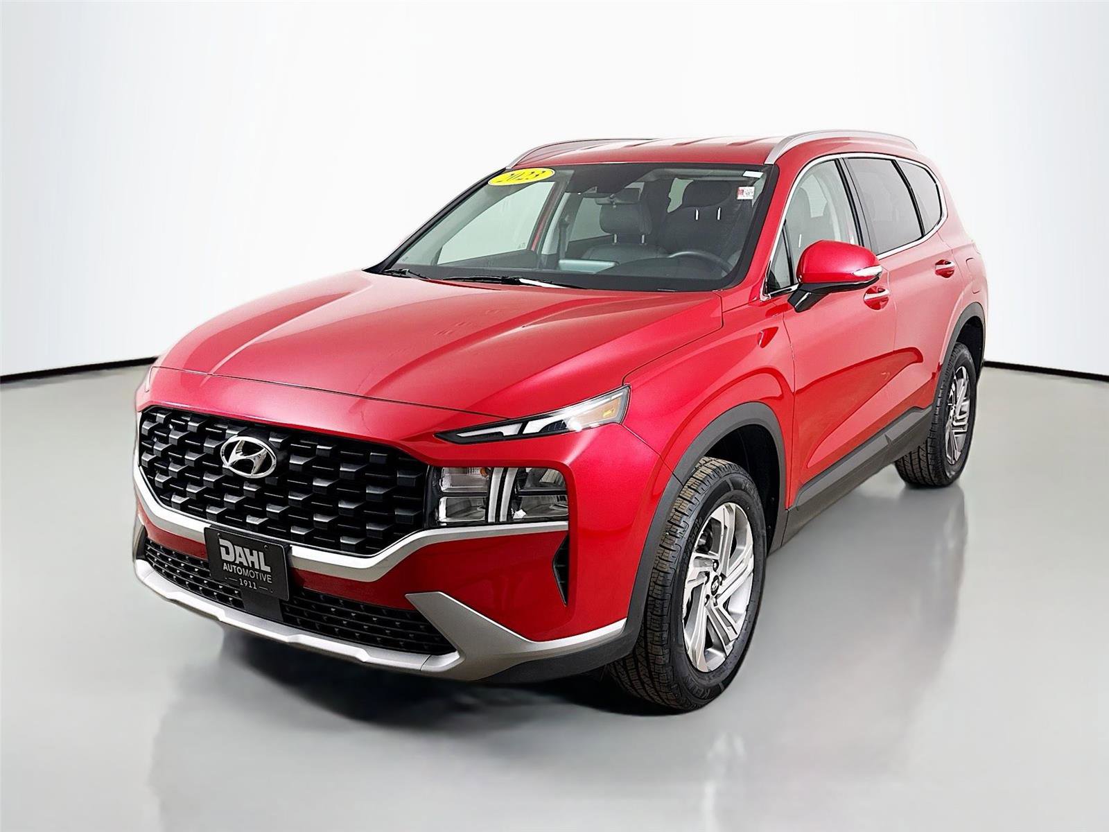 Used 2023 Hyundai Santa Fe SEL image 3