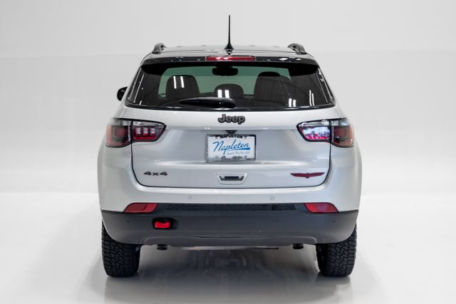 Certified 2025 Jeep Compass Trailhawk AWD/4WD image 36