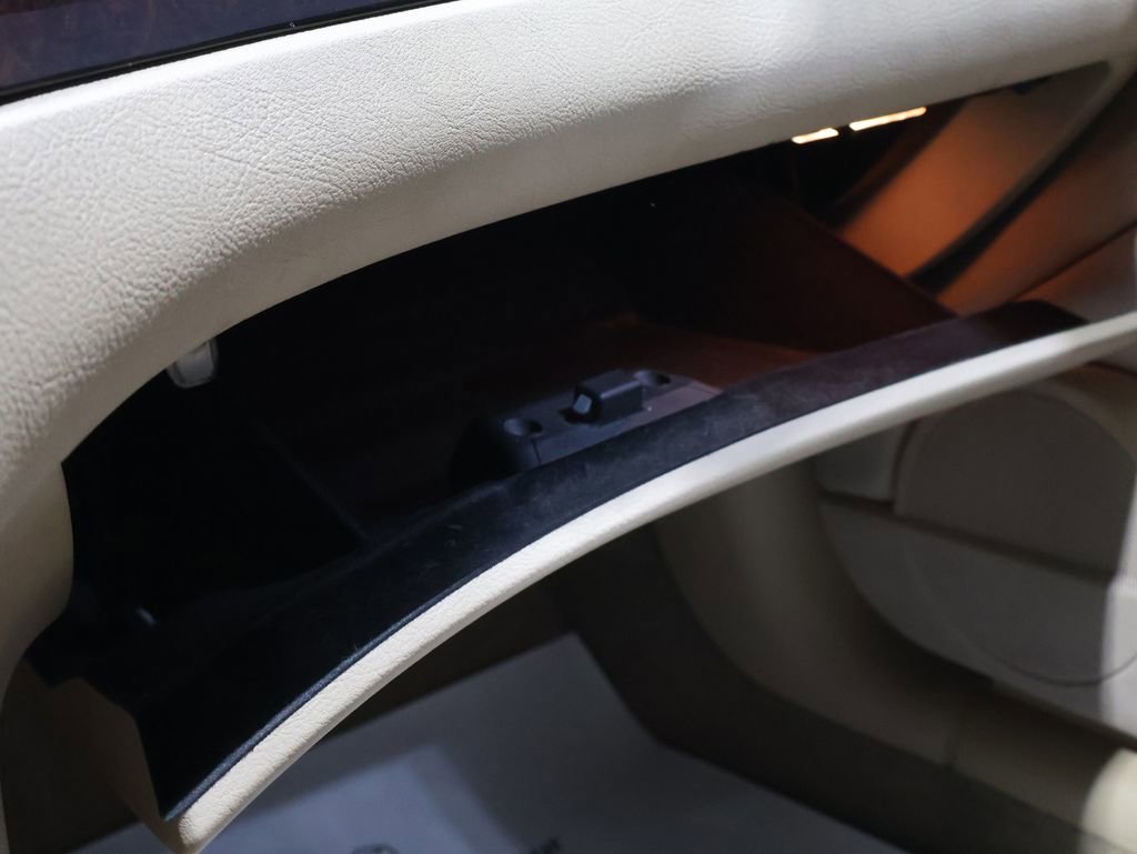 Used 2006 BMW 325Ci Convertible image 22