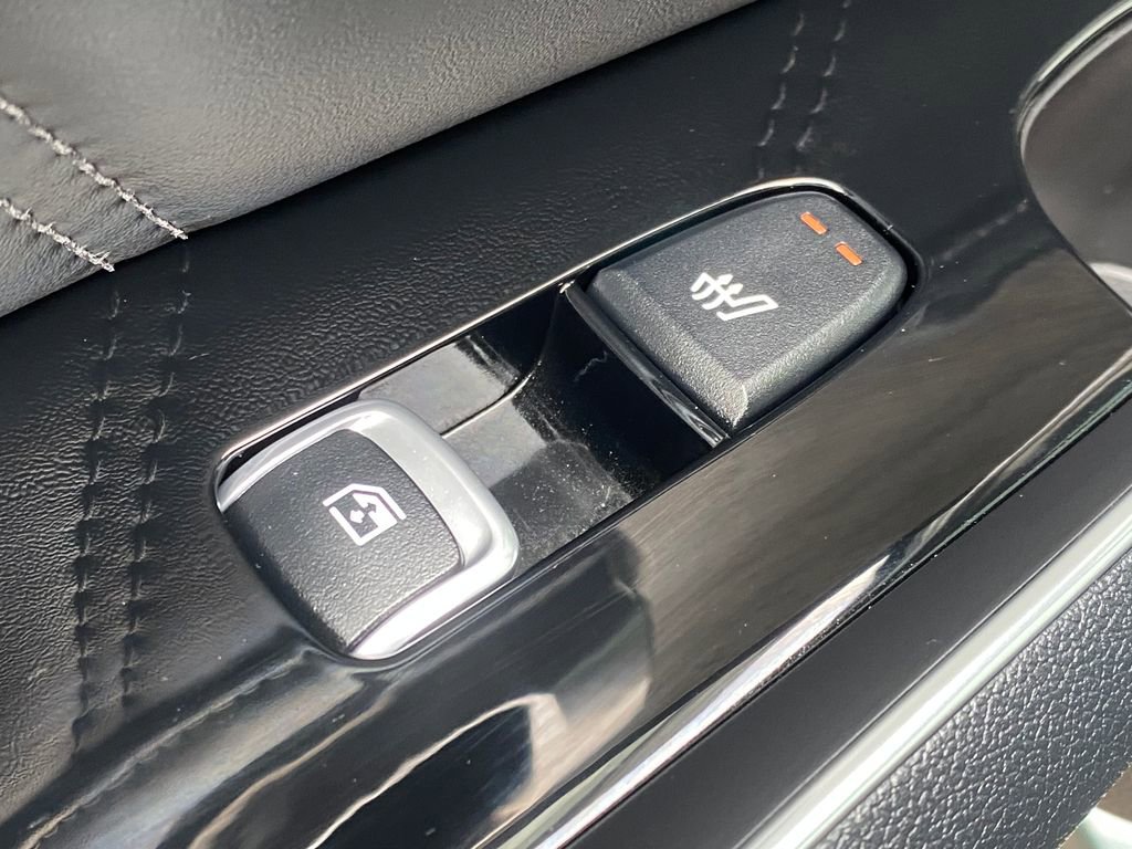 Used 2023 Kia Sorento X-Line EX image 25