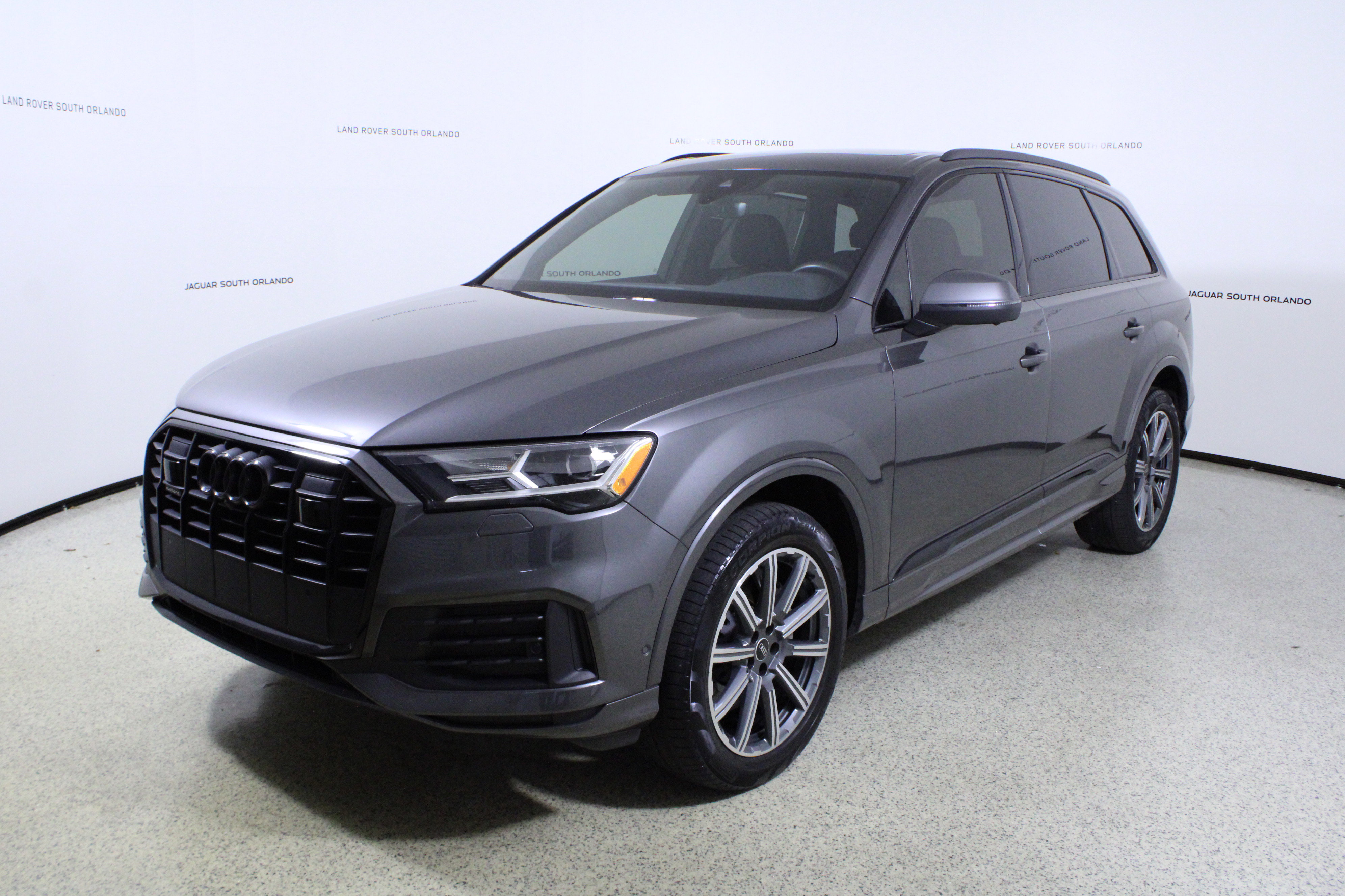 Used 2022 Audi Q7 2.0T Premium Plus w/ Premium Plus Package image 4