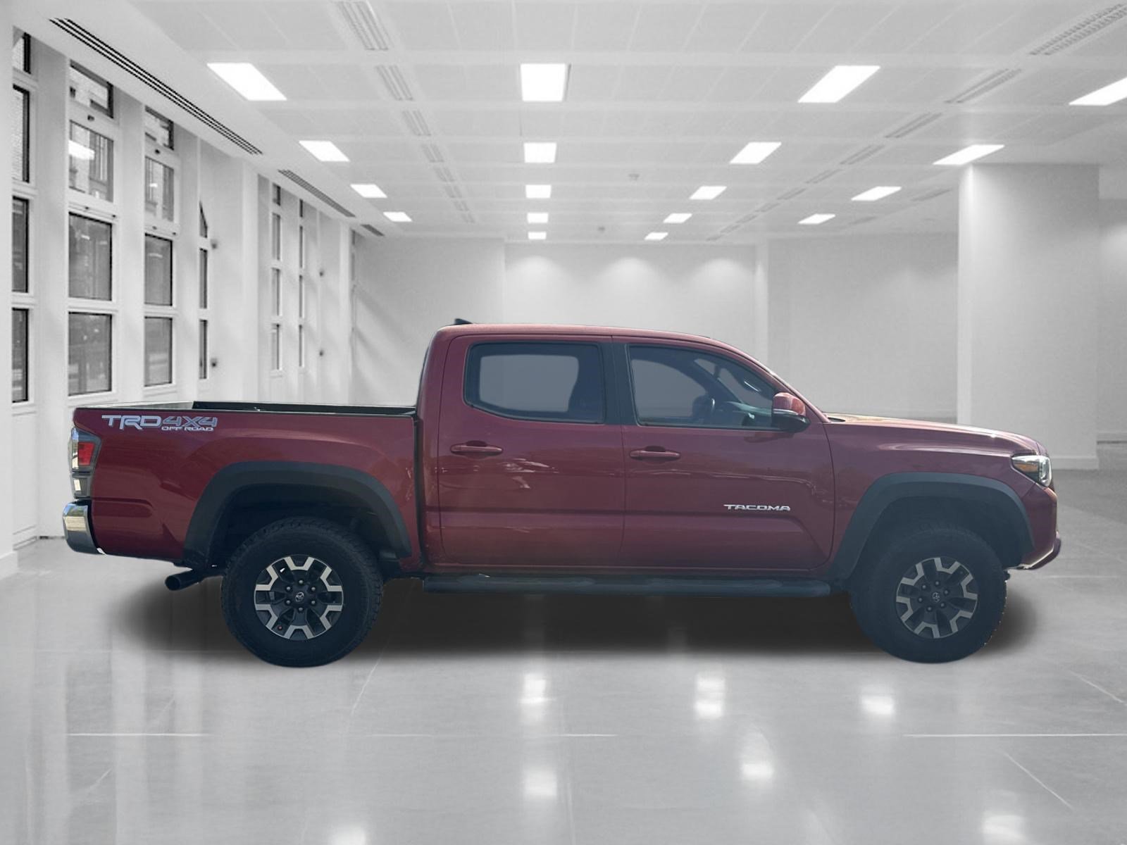 Used 2023 Toyota Tacoma TRD Off-Road image 3