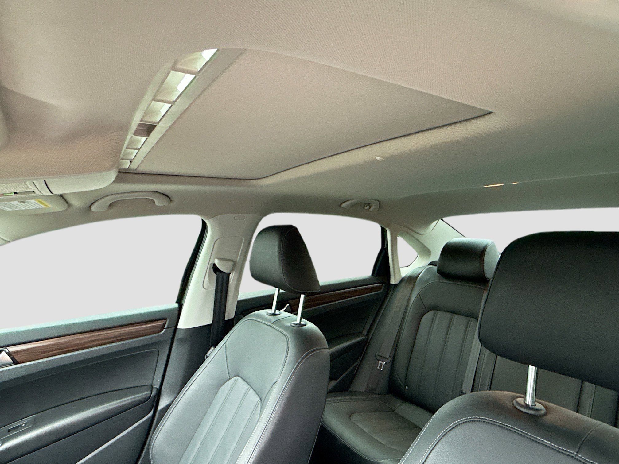 Used 2020 Volkswagen Passat 2.0T SEL image 26