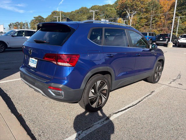 Certified 2023 Volkswagen Taos SE AWD/4WD image 3
