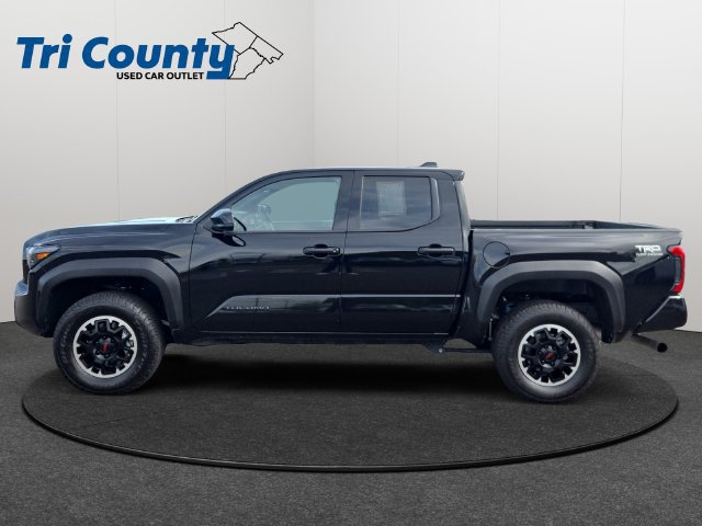 Certified 2026 Toyota Tacoma TRD Off-Road AWD/4WD image 5