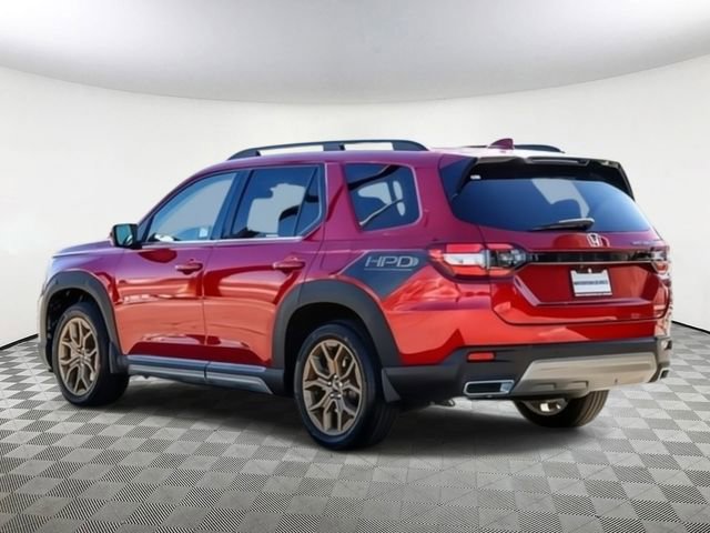 Used 2024 Honda Pilot Touring image 8