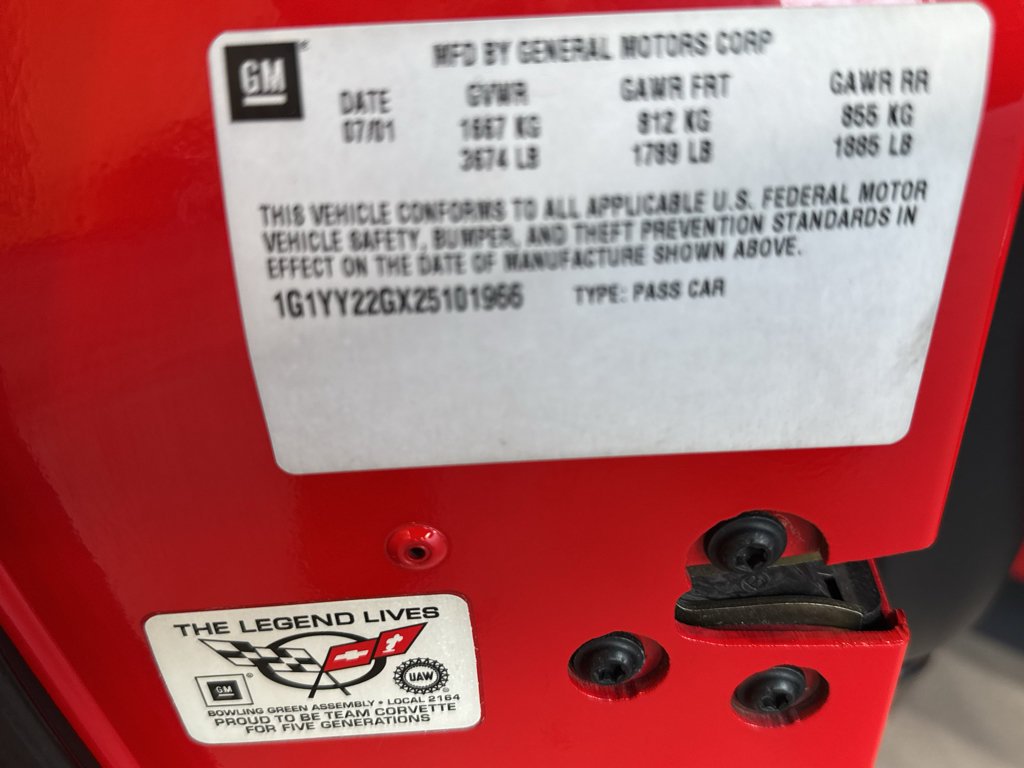 Used 2002 Chevrolet Corvette Coupe w/ Preferred Equipment Group2 RWD image 24