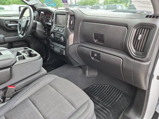 Used 2025 Chevrolet Silverado 1500 Custom Trail Boss AWD/4WD image 31