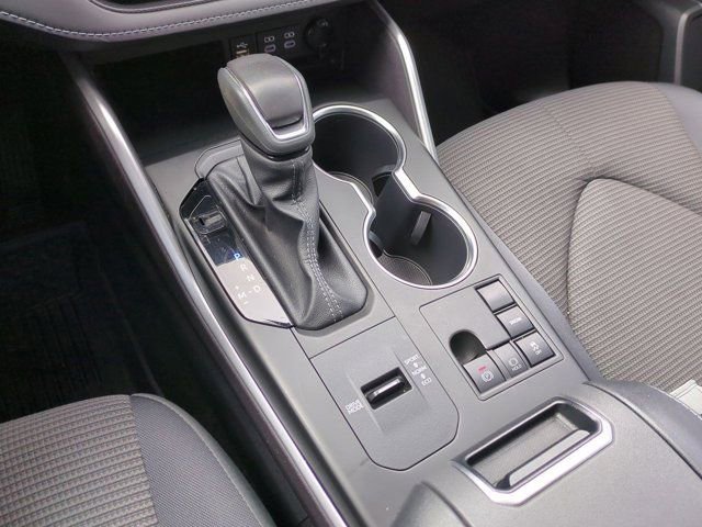 Certified 2024 Toyota Highlander LE image 13