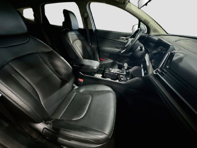 Certified 2024 Kia Sportage EX AWD/4WD image 28