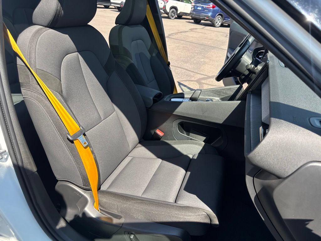 Used 2022 Polestar Polestar 2 w/ Performance Package AWD/4WD image 13