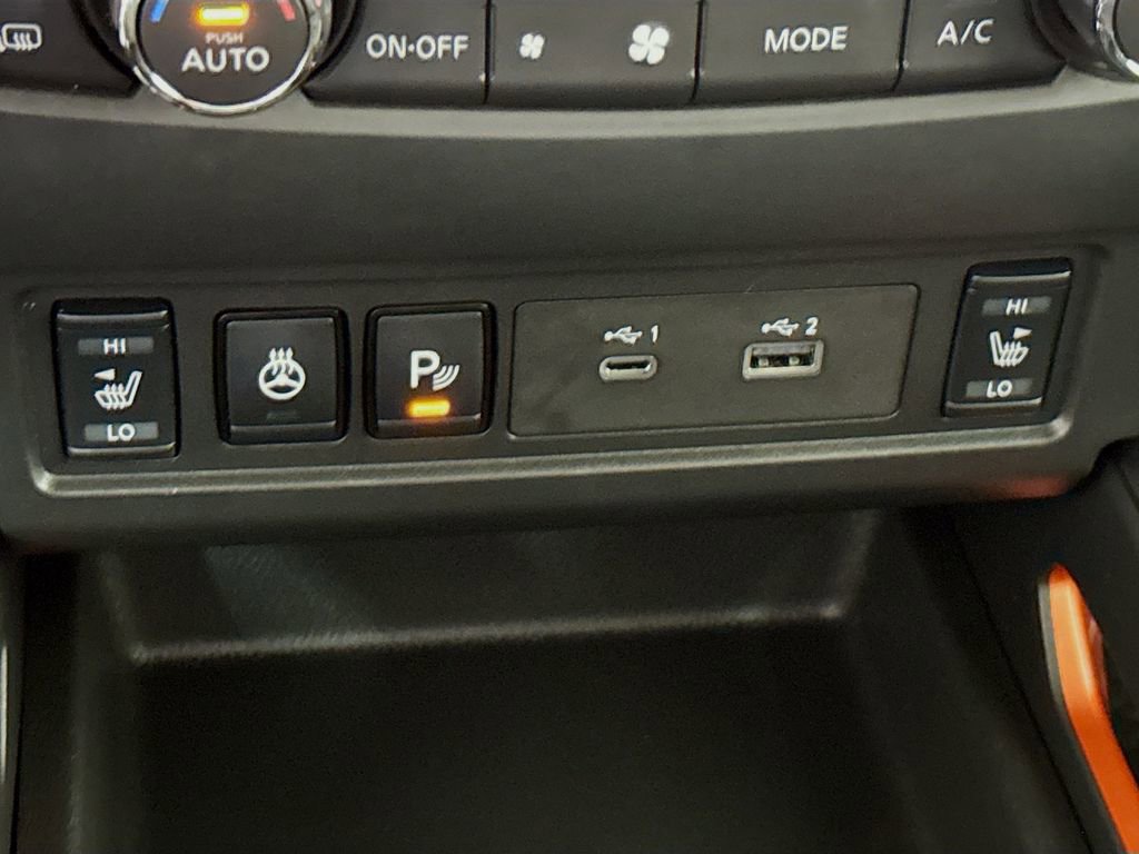 Certified 2025 Nissan Frontier PRO-4X w/ Pro Premium Package image 13