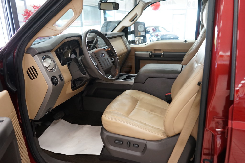 Used 2013 Ford F250 Lariat w/ Lariat Ultimate Pkg AWD/4WD image 28