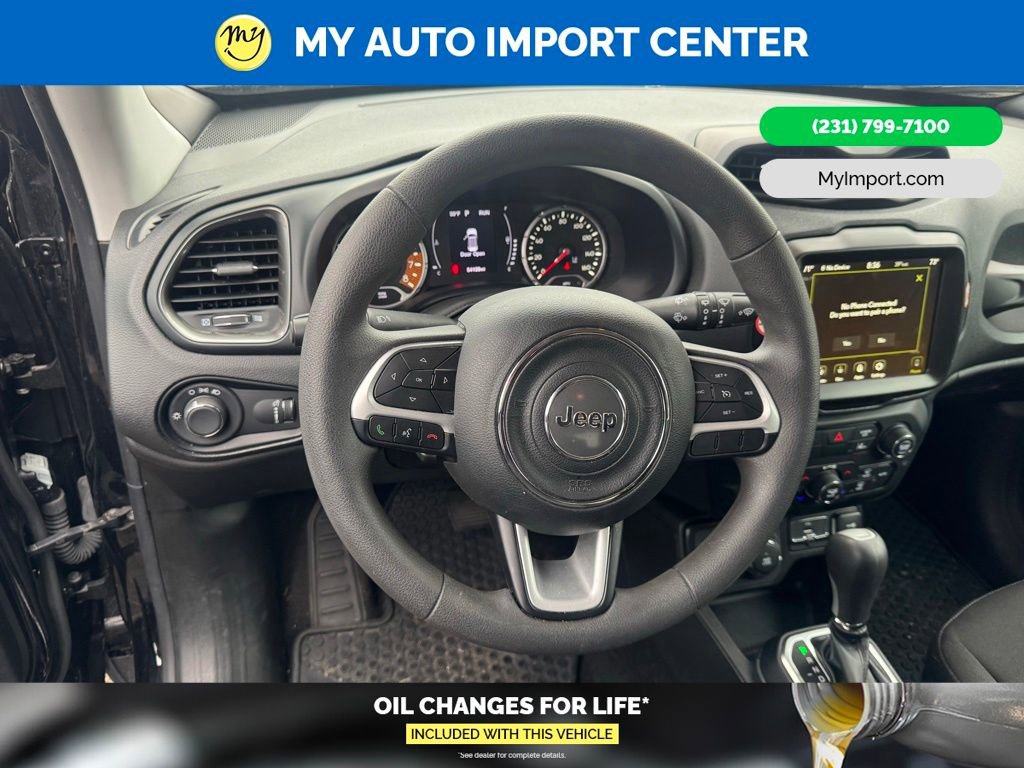 Used 2023 Jeep Renegade Latitude AWD/4WD image 9