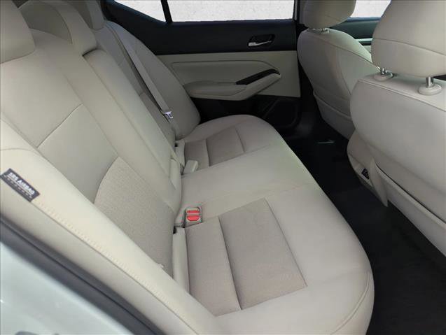 Used 2021 Nissan Altima 2.5 SV FWD image 24